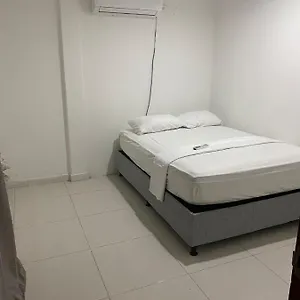  Apartamento Alojamiento Casa Blanca , A 5 Min Del Aeropuerto Y Playas !